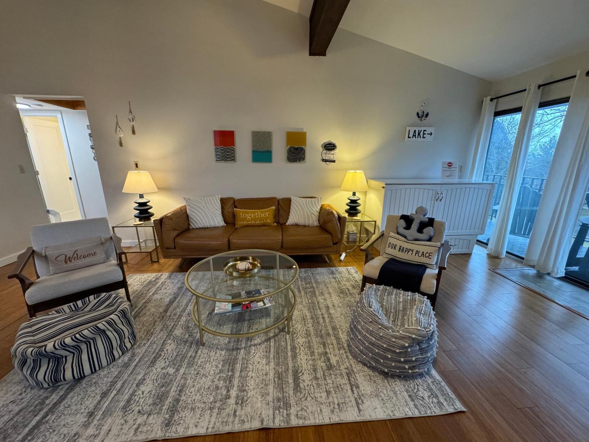 Newly Remodeled Mid-Century Modern Lake Condo Lake Geneva Exterior photo