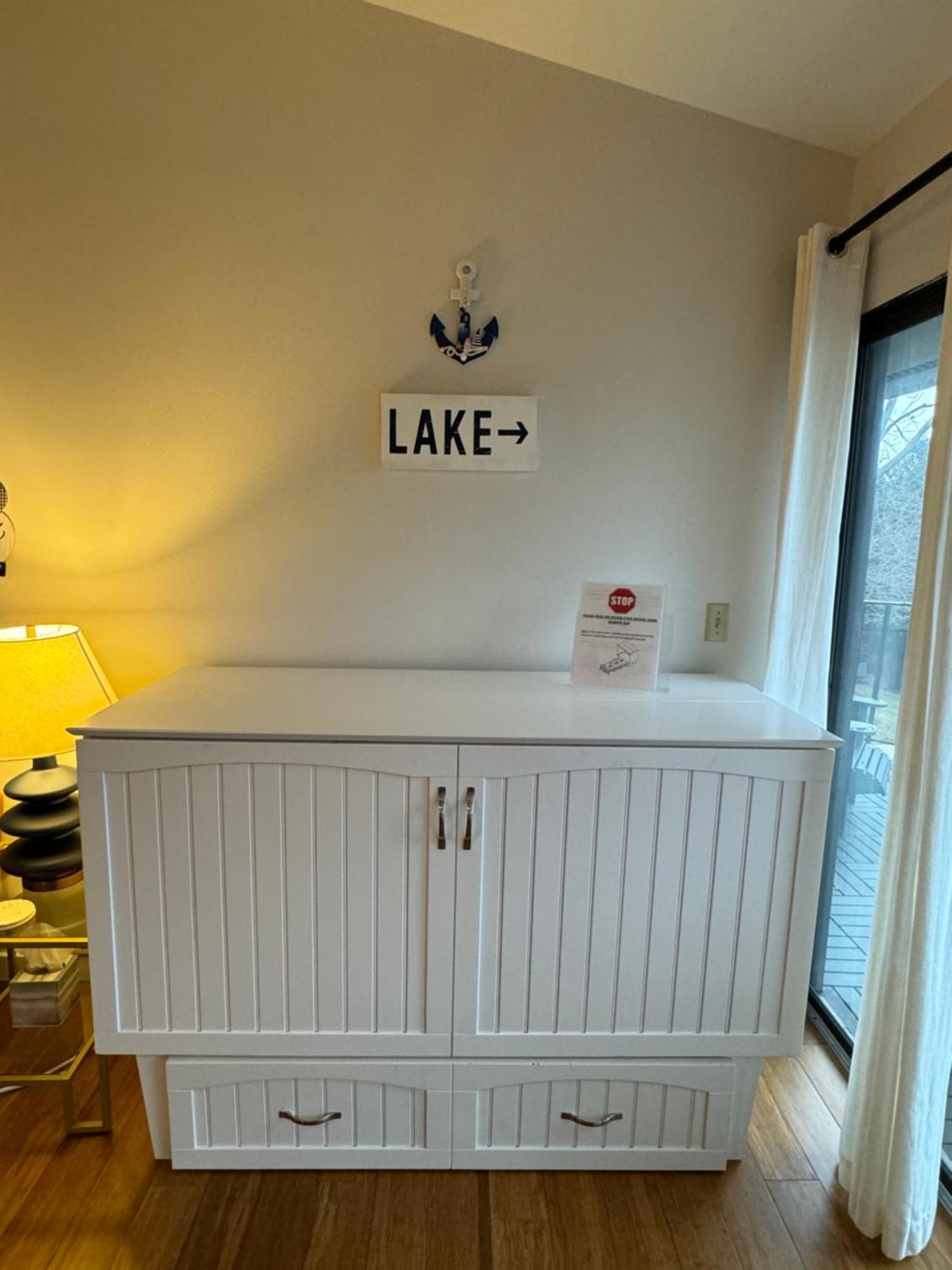Newly Remodeled Mid-Century Modern Lake Condo Lake Geneva Exterior photo